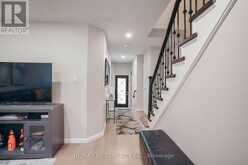 8 JENSEN COURT | Vaughan Ontario | Slide Image Six