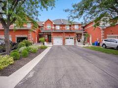 8 JENSEN COURT Vaughan Ontario, L6A 2T6