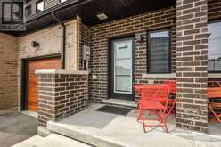 35 PUMPKIN CORNER CRESCENT | Barrie Ontario | Slide Image Two