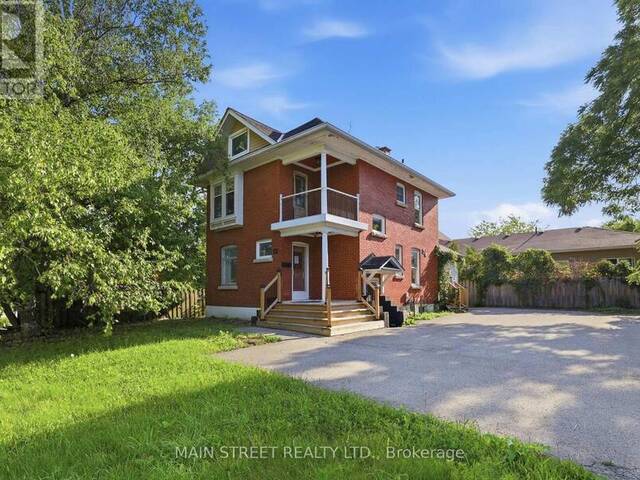 12 VINCENT STREET Newmarket Ontario, L3Y 4G2 - Property For Sale