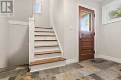 12 VINCENT STREET | Newmarket Ontario | Slide Image Four