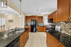 17 LEEWARD CIRCLE | Wasaga Beach Ontario | Slide Image Ten