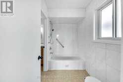 88 PECKHAM AVENUE | Toronto Ontario | Slide Image Twelve