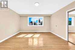 88 PECKHAM AVENUE | Toronto Ontario | Slide Image Sixteen