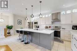 9 SUNNYSIDE HILL ROAD | Markham Ontario | Slide Image Fifteen