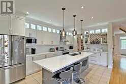 9 SUNNYSIDE HILL ROAD | Markham Ontario | Slide Image Sixteen