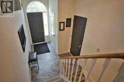 97 RIVERGLEN DRIVE | Georgina Ontario | Slide Image Two