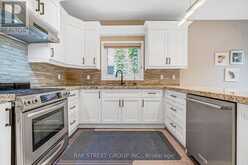 14 ROCKSPRINGS AVENUE | Richmond Hill Ontario | Slide Image Sixteen