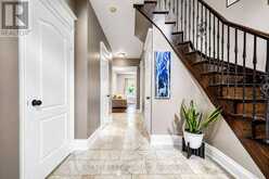 14 ROCKSPRINGS AVENUE | Richmond Hill Ontario | Slide Image Six