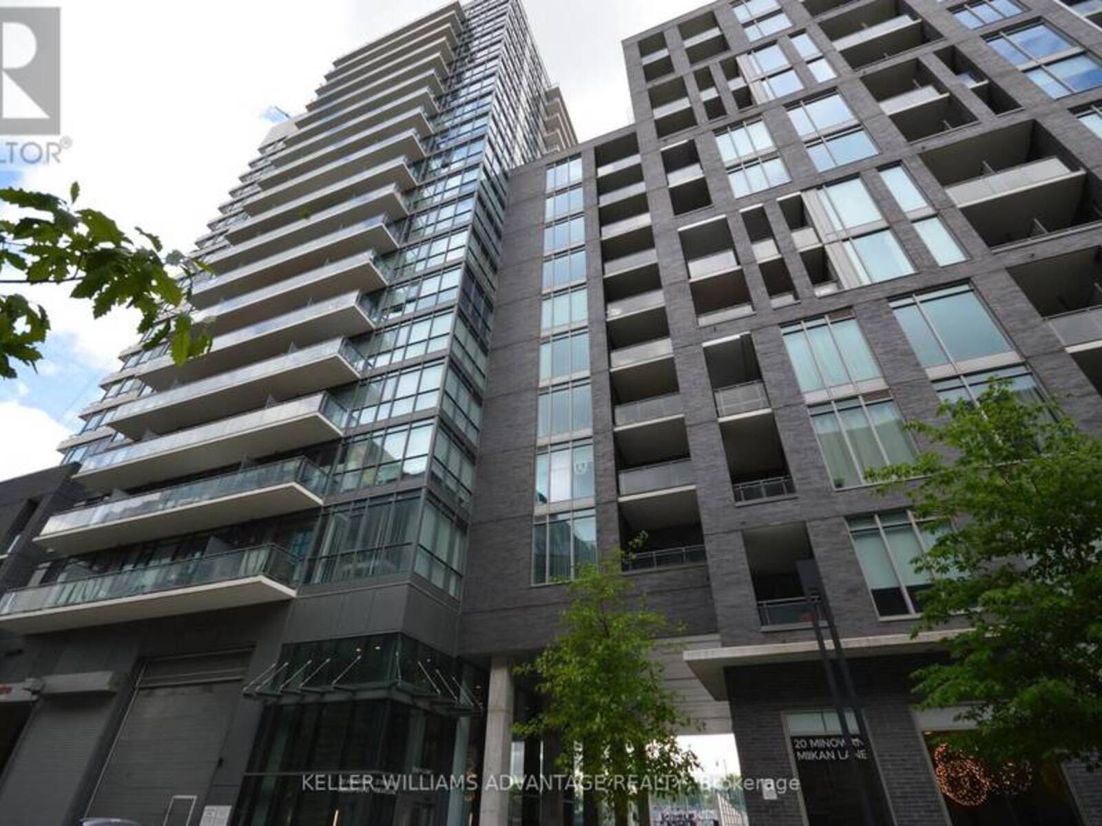 610 - 20 MINOWAN MIIKAN LANE, Toronto, Ontario M6J 0E5