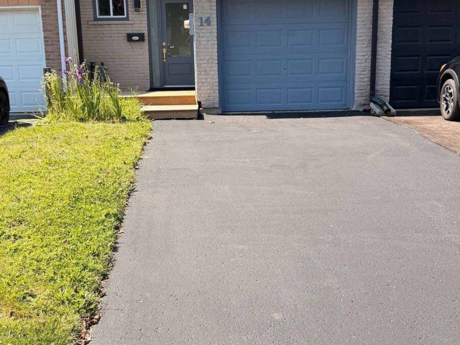 14 CHAUCER CRESCENT, Barrie, Ontario L4N 4T7