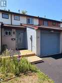 14 CHAUCER CRESCENT | Barrie Ontario | Slide Image Two