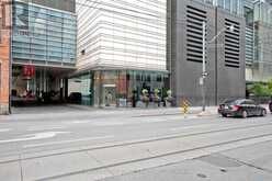 5008 - 180 UNIVERSITY AVENUE | Toronto Ontario | Slide Image Seven