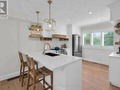 37 BOWLER STREET Aurora Ontario, L4G 7H7