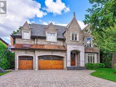 18 HEATHCOTE AVENUE Toronto Ontario, M2L 1Y7