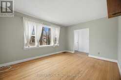 109 PLEASANT AVENUE | Toronto Ontario | Slide Image Four