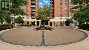 804 - 75 KING WILLIAM CRESCENT | Richmond Hill Ontario | Slide Image Two