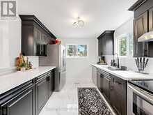 207 HICKLING TRAIL | Barrie Ontario | Slide Image Thirteen