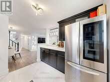 207 HICKLING TRAIL | Barrie Ontario | Slide Image Sixteen