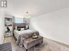 207 HICKLING TRAIL | Barrie Ontario | Slide Image Thirty