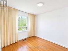 40 MONTANA AVENUE | Toronto Ontario | Slide Image Nine