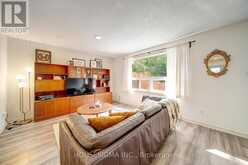 19 - 40 EAST STREET | Georgina Ontario | Slide Image Eight