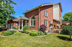 505 - 60 MUSEUM DRIVE | Orillia Ontario | Slide Image Three