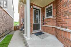 8 MIRACLE TRAIL N | Brampton Ontario | Slide Image Three