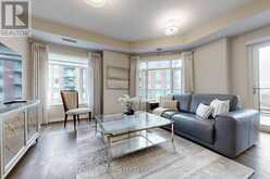 313 - 460 WILLIAM GRAHAM DRIVE | Aurora Ontario | Slide Image Four