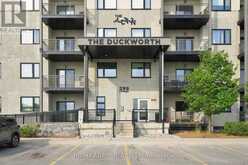 #106 - 299 CUNDLES ROAD E | Barrie Ontario | Slide Image Four