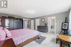 38 WEAVER DRIVE | Hamilton Ontario | Slide Image Seventeen