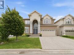 38 WEAVER DRIVE Hamilton Ontario, L9K 0G3