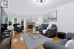 4130 FOXWOOD DRIVE | Burlington Ontario | Slide Image Five