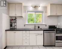 120 STONE CHURCH ROAD W | Hamilton Ontario | Slide Image Ten
