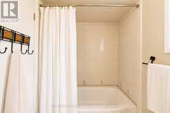 120 STONE CHURCH ROAD W | Hamilton Ontario | Slide Image Twenty-two