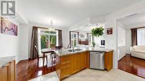 6 HOMERTON AVENUE | Richmond Hill Ontario | Slide Image Nine