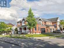 330 CHERYL MEWS BOULEVARD | Newmarket Ontario | Slide Image Two