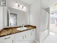 330 CHERYL MEWS BOULEVARD | Newmarket Ontario | Slide Image Thirty-two