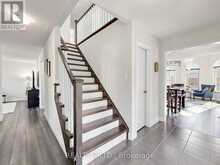 330 CHERYL MEWS BOULEVARD | Newmarket Ontario | Slide Image Seven
