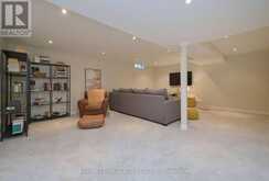 908 SCHAEFFER OUTLOOK | Newmarket Ontario | Slide Image Thirty-three