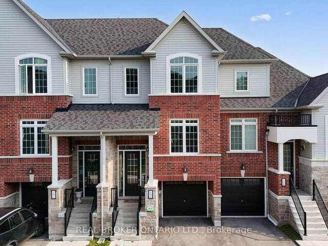 104 LYALL STOKES CIRCLE East Gwillimbury Ontario, L0G 1M0 - 3 Bedrooms Home For Sale