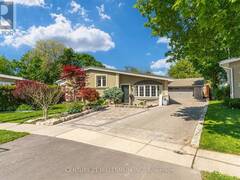 26 ALSTON COURT Brampton Ontario, L6W 3B6