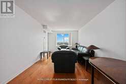 909 - 23 ONEIDA CRESCENT | Richmond Hill Ontario | Slide Image Seventeen