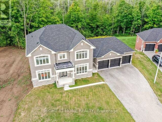 8 FOREST HEIGHTS COURT Oro-Medonte Ontario, L0L 2E0 - 4 Bedrooms Home For Sale