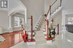 90 BIRKHALL PLACE | Barrie Ontario | Slide Image Four