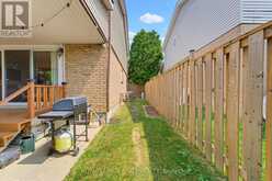 32 SILVERVINE DRIVE | Hamilton Ontario | Slide Image Twenty-four