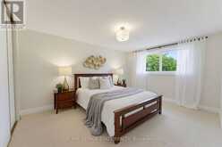32 SILVERVINE DRIVE | Hamilton Ontario | Slide Image Eleven