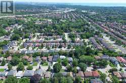 30 SCARBORO AVENUE | Toronto Ontario | Slide Image Thirty-one