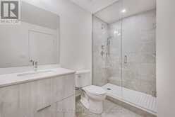 124 - 2 DAVID EYER ROAD | Richmond Hill Ontario | Slide Image Thirteen