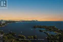 2007 - 20 SHORE BREEZE DRIVE | Toronto Ontario | Slide Image Eight